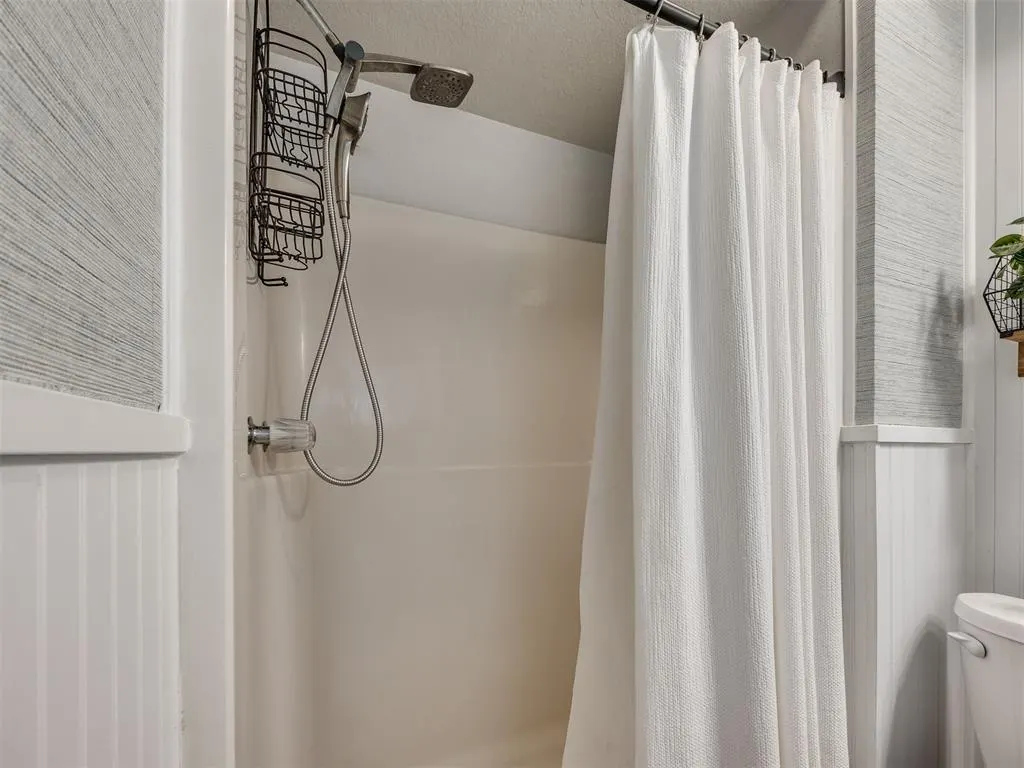 Photo 37 — 10215 S Hillcrest Drive, Oklahoma City, OK 73159