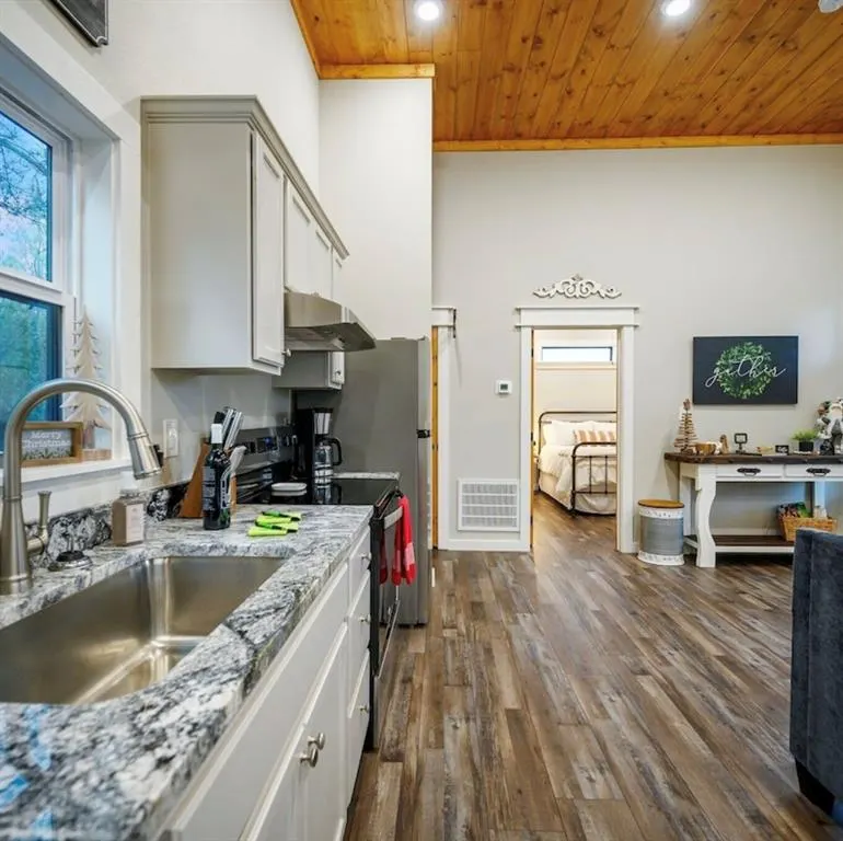 Photo 13 — 934 LUKFATA FORK Trail, Broken Bow, OK 74728