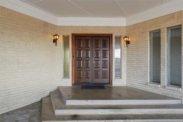 Photo 7 — 7700 S Country Club Drive, Oklahoma City, OK 73159