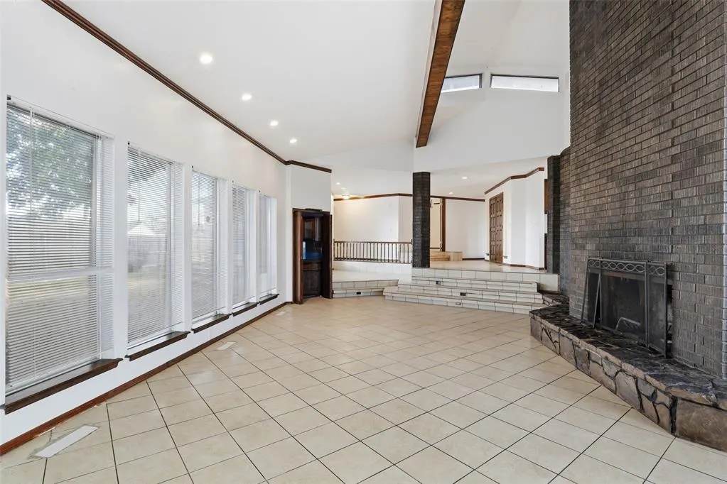 Photo 10 — 7700 S Country Club Drive, Oklahoma City, OK 73159