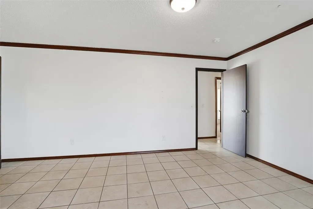Photo 32 — 7700 S Country Club Drive, Oklahoma City, OK 73159