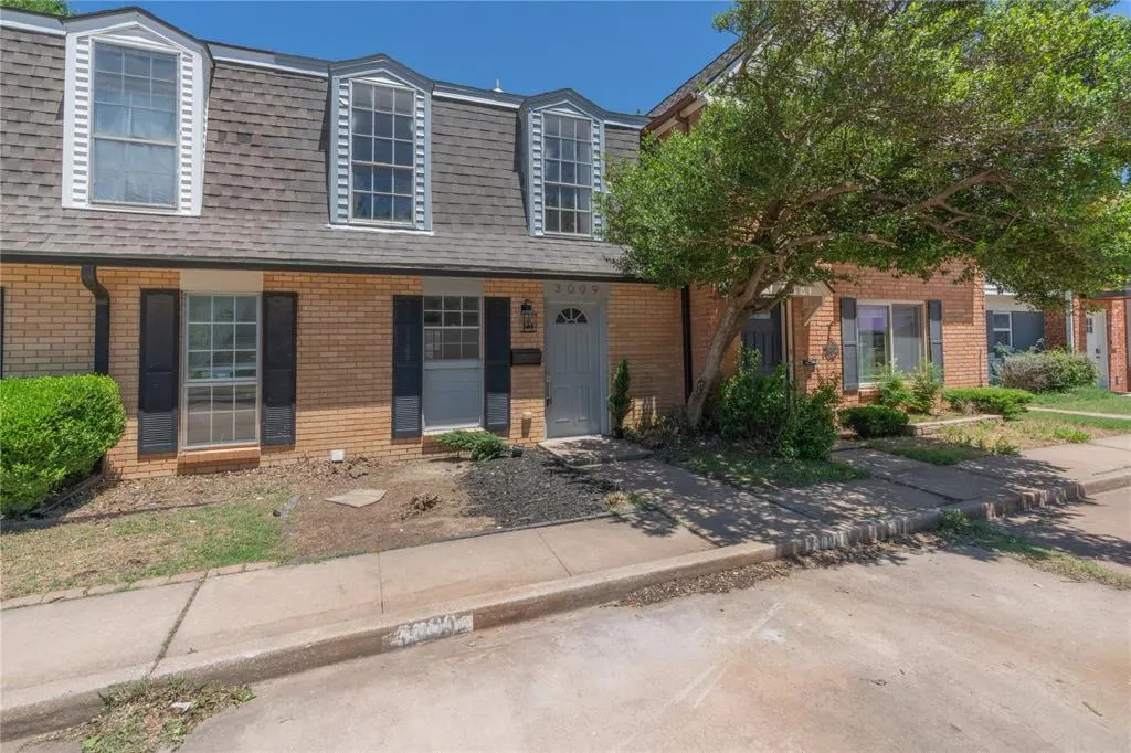Photo 2 — 3009 W Wilshire Boulevard, Oklahoma City, OK 73116