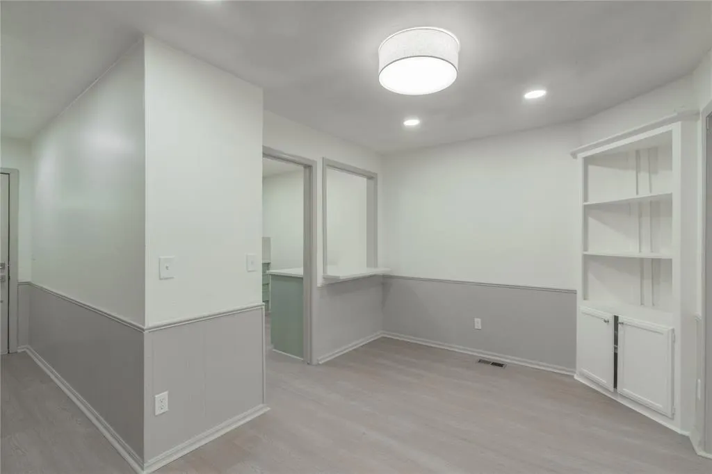 Photo 6 — 3009 W Wilshire Boulevard, Oklahoma City, OK 73116