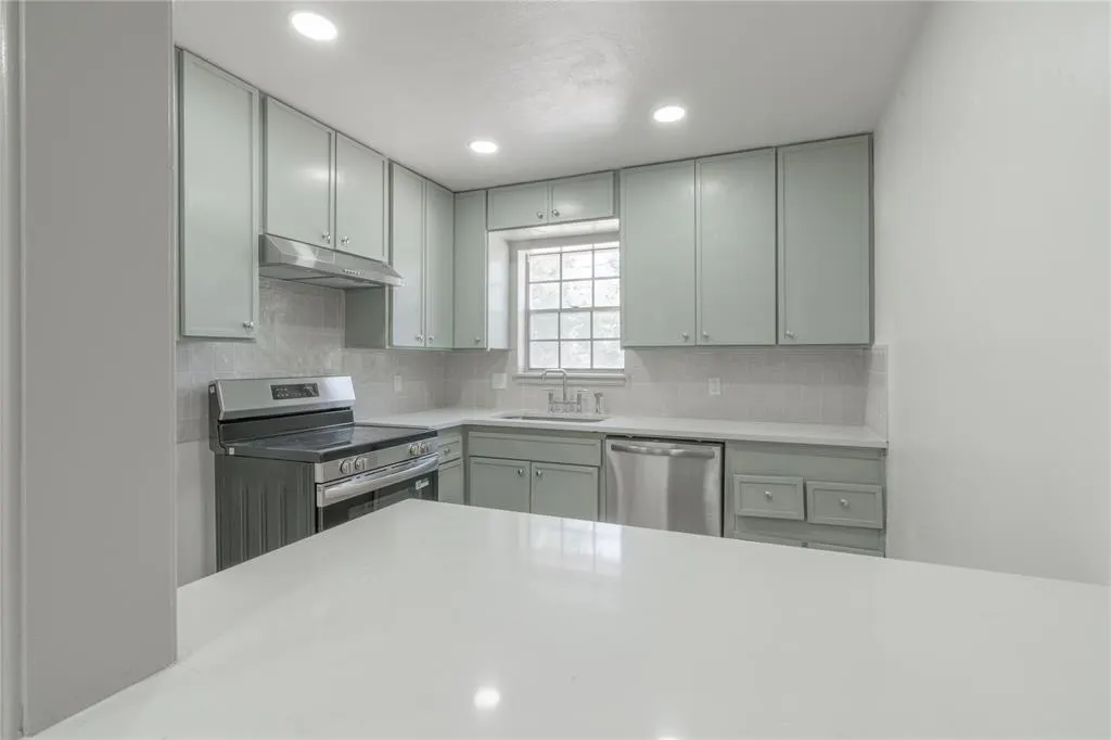Photo 10 — 3009 W Wilshire Boulevard, Oklahoma City, OK 73116