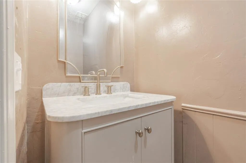 Photo 23 — 3009 W Wilshire Boulevard, Oklahoma City, OK 73116