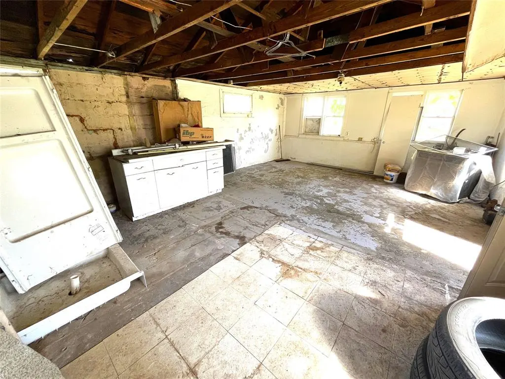 Photo 7 — 821 Brunson Avenue, Prague, OK 74864