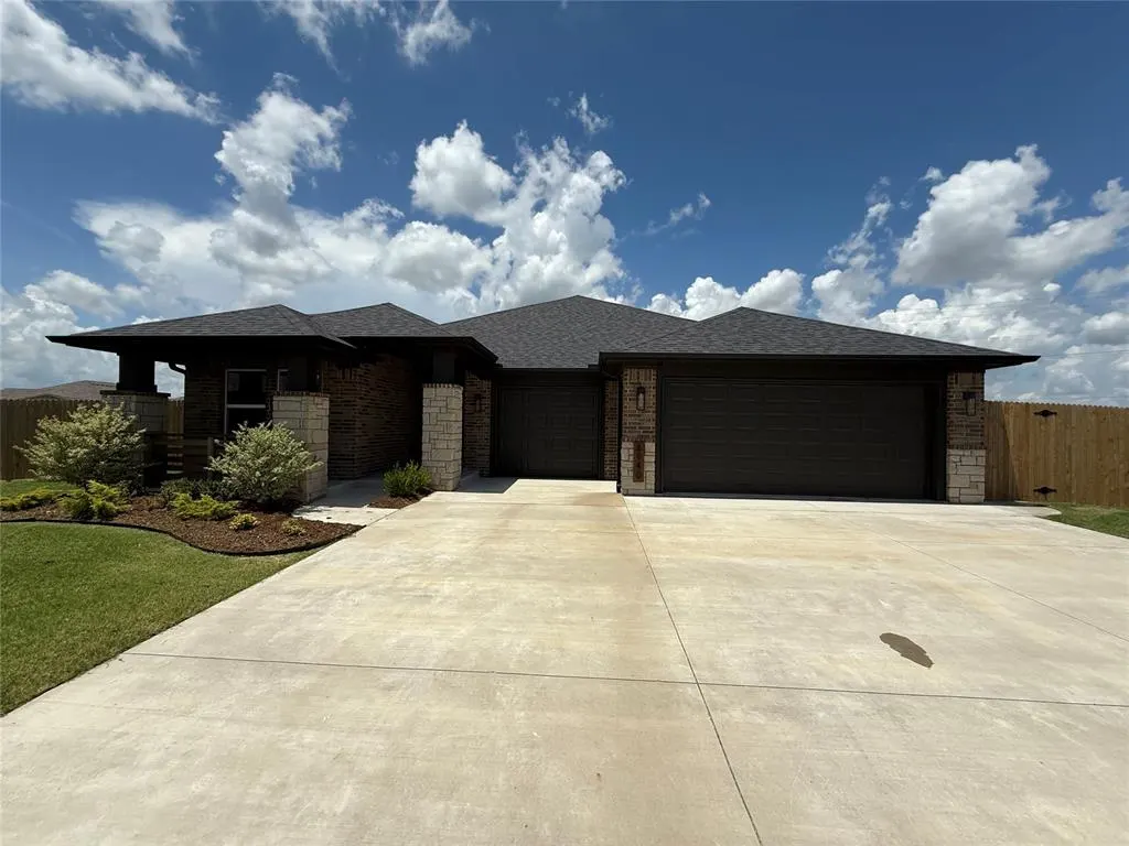 Photo 2 — 8940 E 161st Place, Bixby, OK 74008
