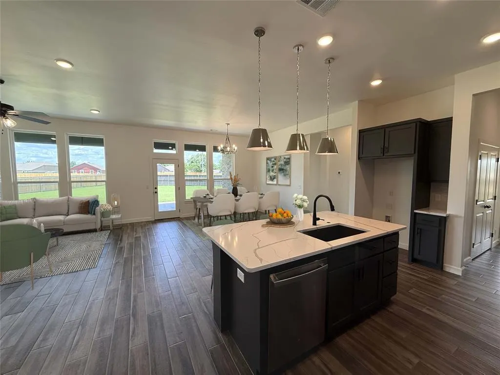 Photo 6 — 8940 E 161st Place, Bixby, OK 74008