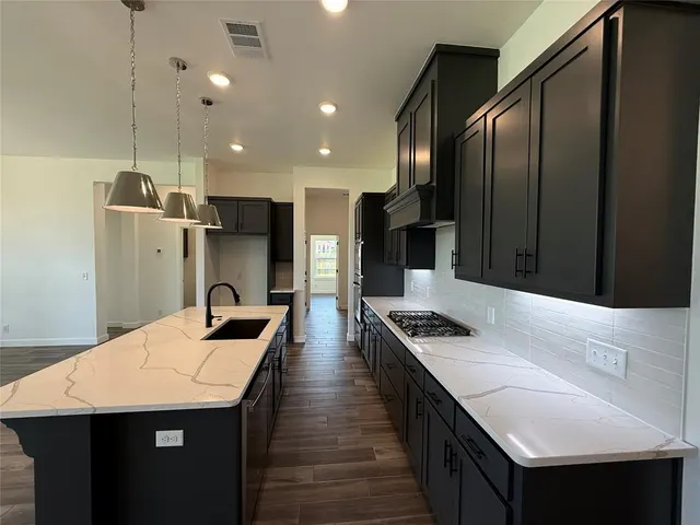 Photo 7 — 8940 E 161st Place, Bixby, OK 74008
