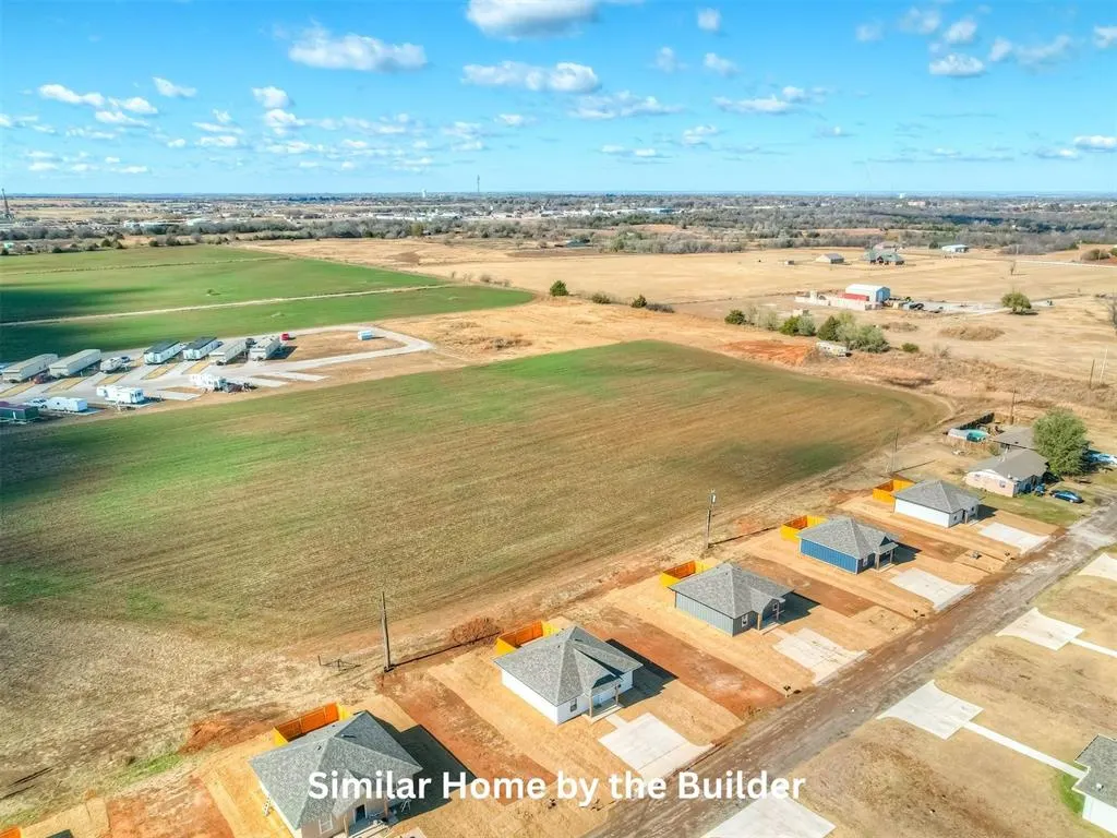 Photo 40 — 106 Sterling Drive, Chickasha, OK 73018