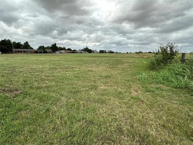 Front exterior — Park Side, Union City, OK 73090