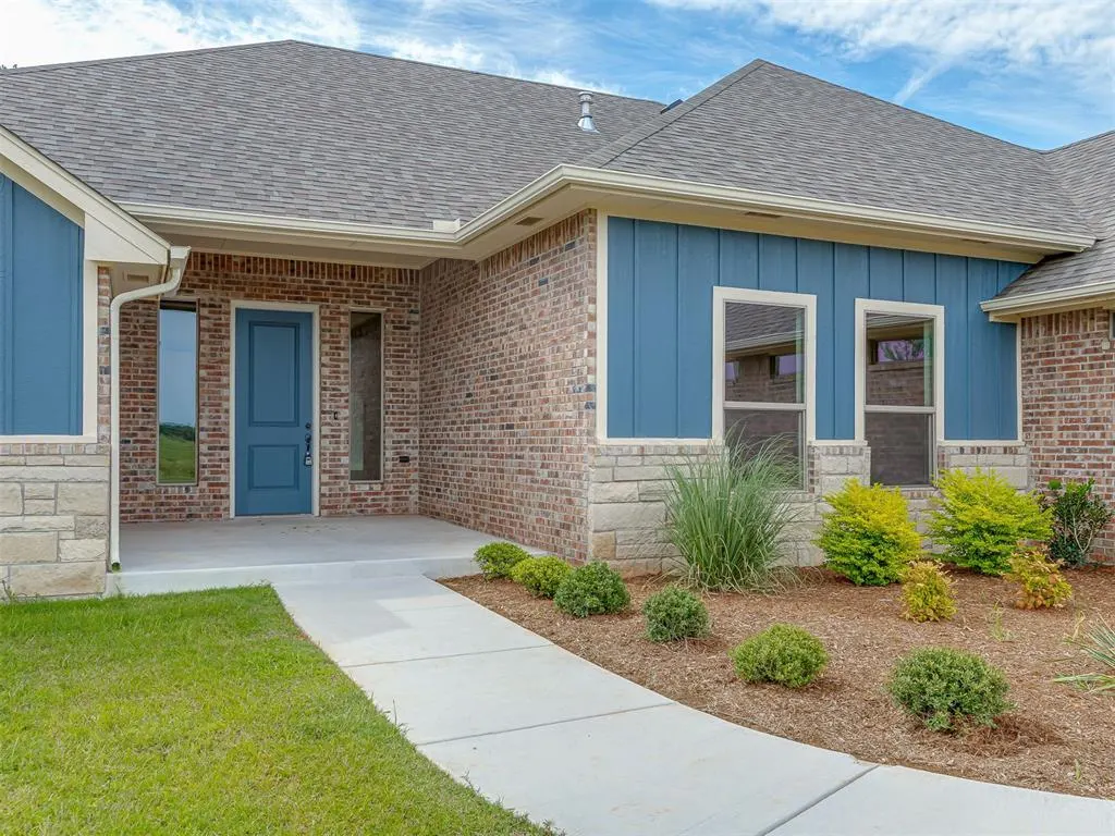 Photo 4 — 10116 Hamilton Drive, Oklahoma City, OK 73169
