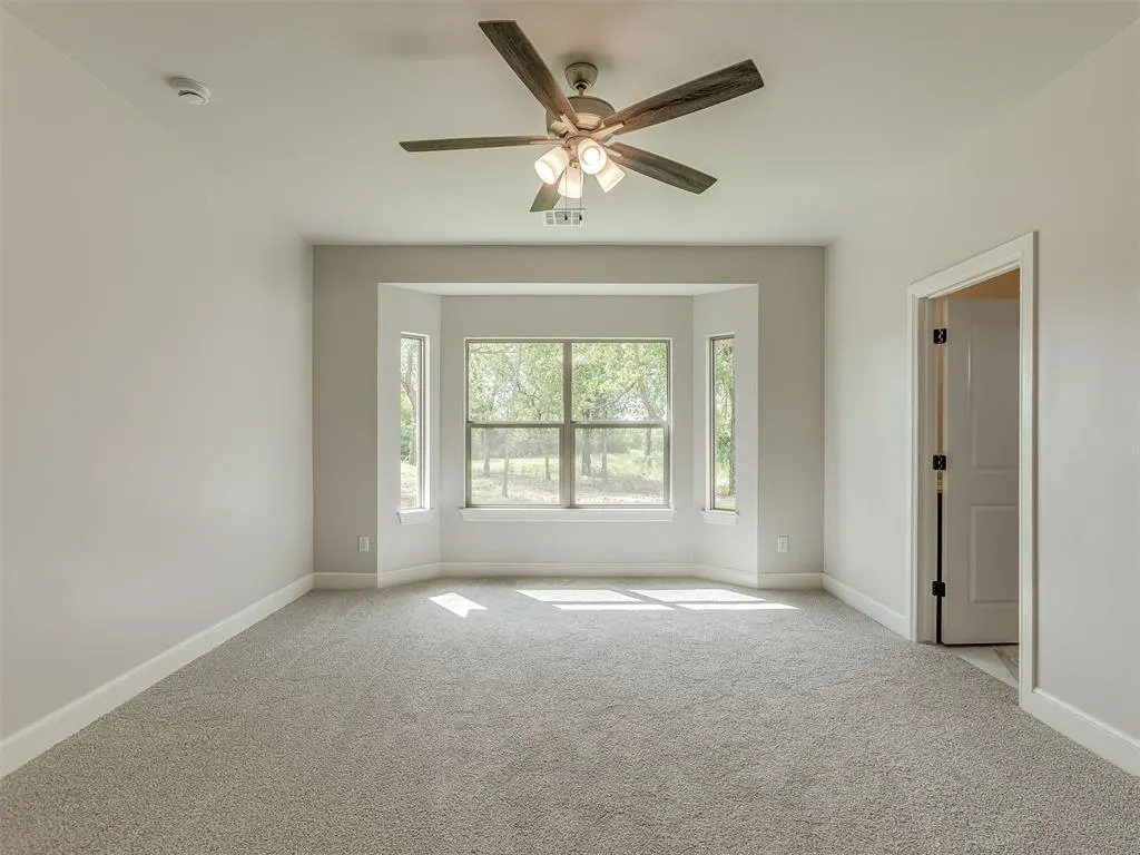 Photo 16 — 10116 Hamilton Drive, Oklahoma City, OK 73169