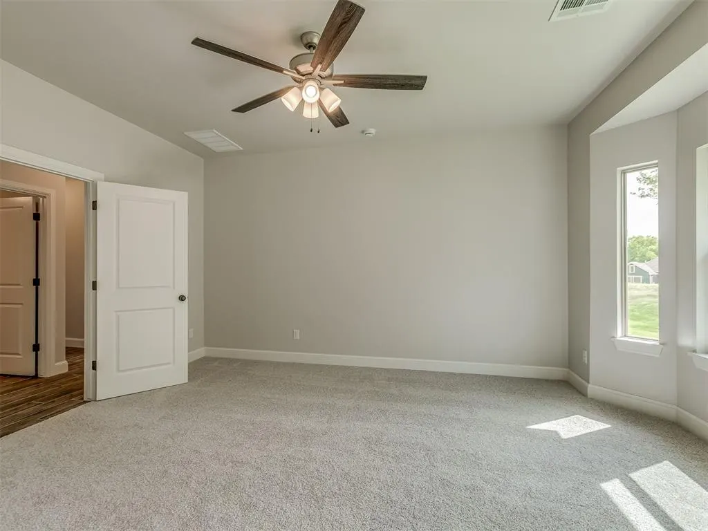 Photo 17 — 10116 Hamilton Drive, Oklahoma City, OK 73169