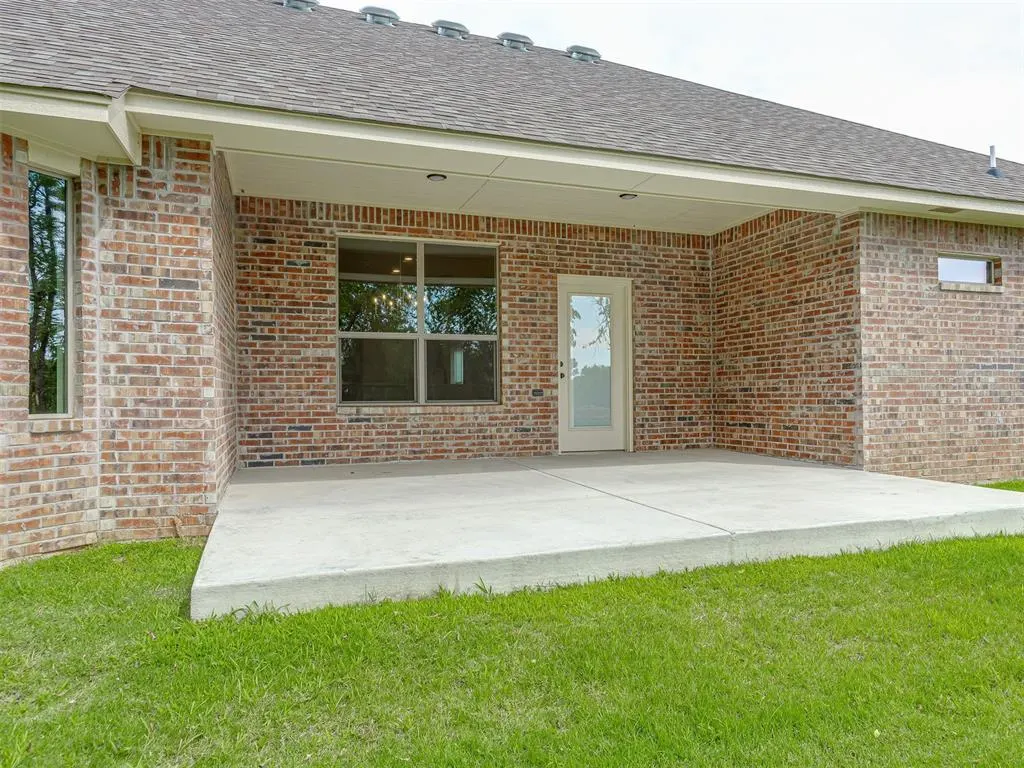 Photo 39 — 10116 Hamilton Drive, Oklahoma City, OK 73169