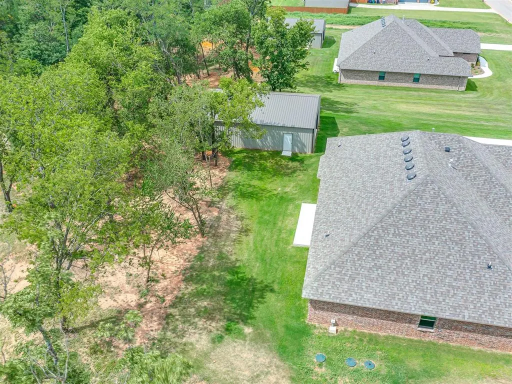 Photo 46 — 10116 Hamilton Drive, Oklahoma City, OK 73169