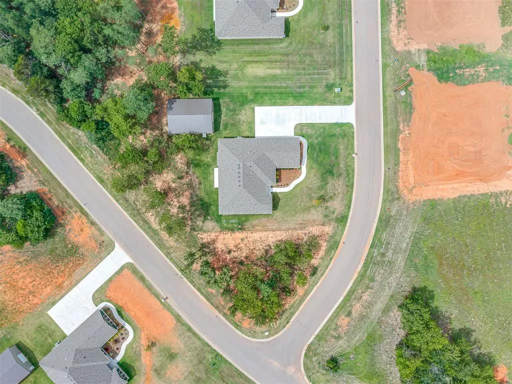 Photo 47 — 10116 Hamilton Drive, Oklahoma City, OK 73169