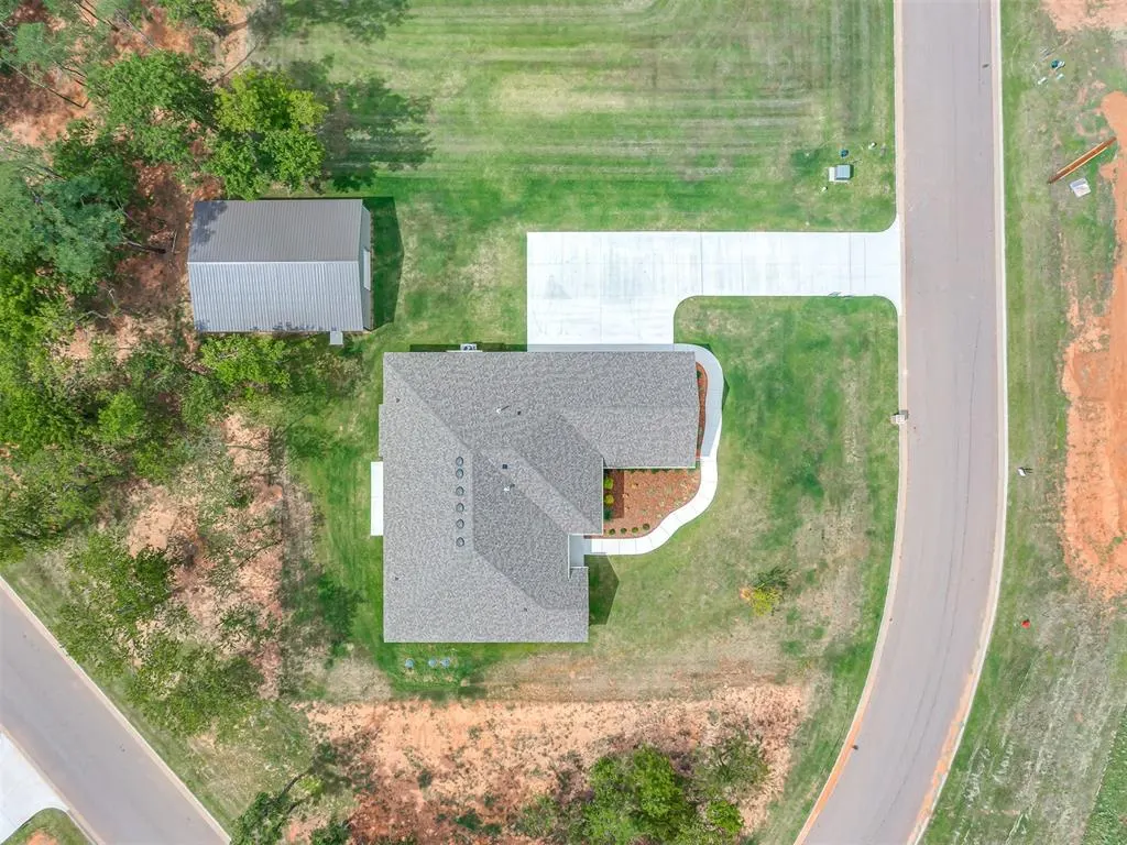 Photo 48 — 10116 Hamilton Drive, Oklahoma City, OK 73169