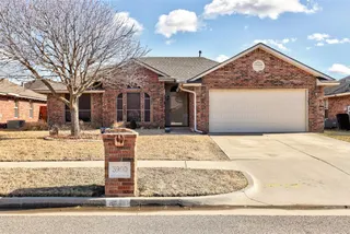 Sold home at 3900 Notting Hill Drive