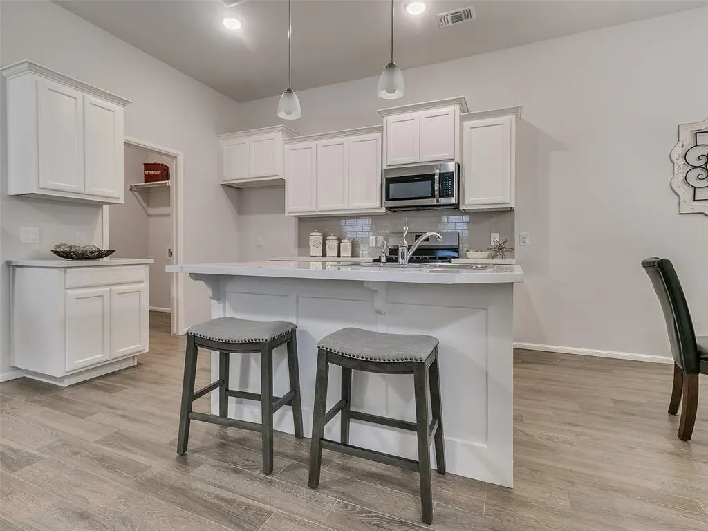 Photo 11 — 2500 Finesilver Lane, Oklahoma City, OK 73128