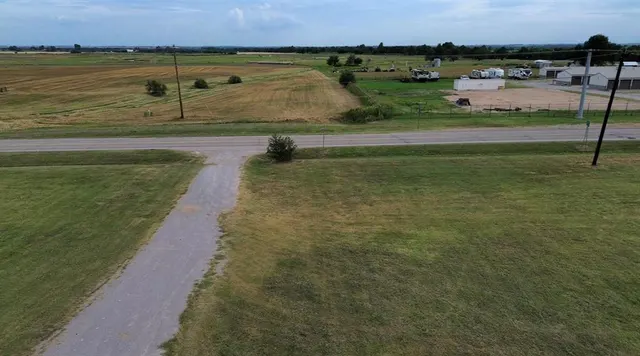 Photo 4 — 20915 Highway 152, Union City, OK 73090