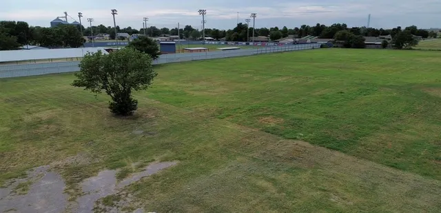 Photo 5 — 20915 Highway 152, Union City, OK 73090
