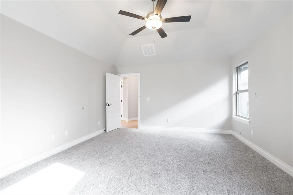 Photo 14 — 2201 NW 171st Street, Edmond, OK 73012