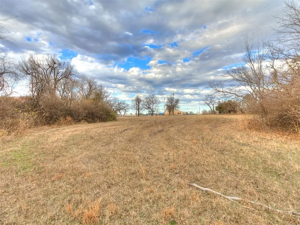 Photo 10 — 727 W Ford Street, Shawnee, OK 74801