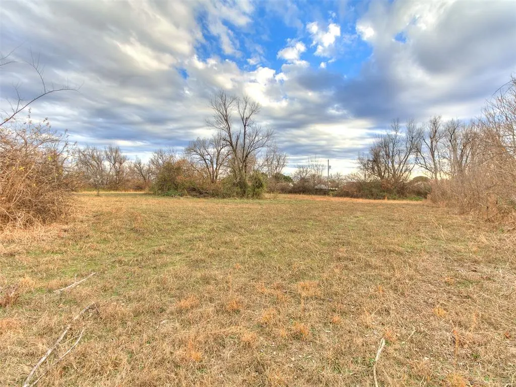 Photo 11 — 727 W Ford Street, Shawnee, OK 74801