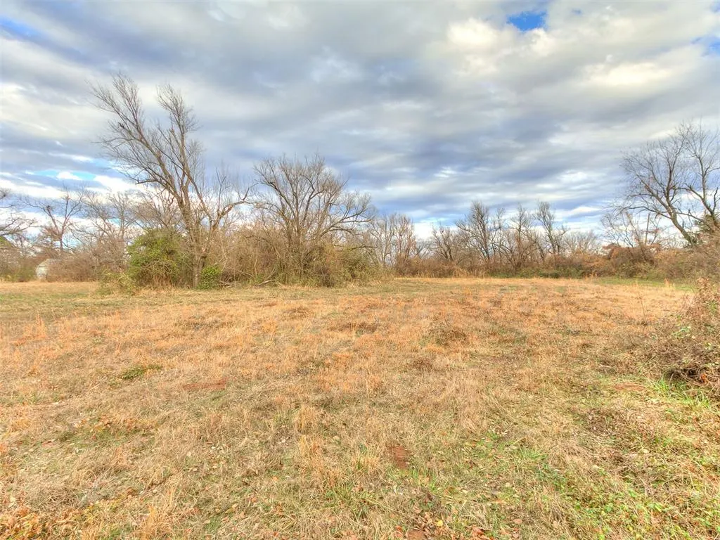 Photo 13 — 727 W Ford Street, Shawnee, OK 74801