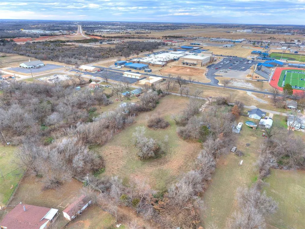 Photo 24 — 727 W Ford Street, Shawnee, OK 74801