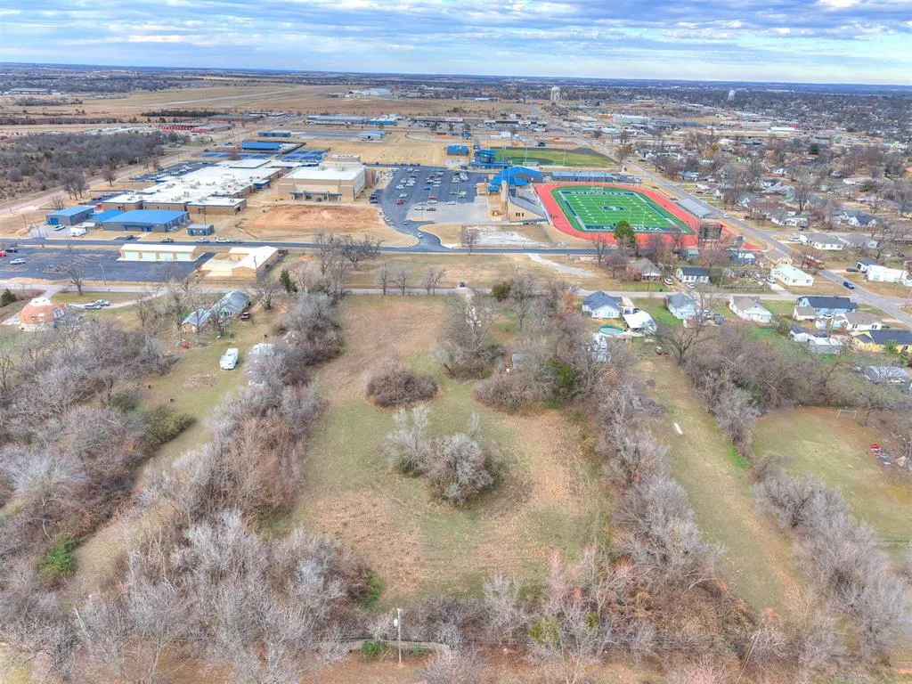 Photo 25 — 727 W Ford Street, Shawnee, OK 74801