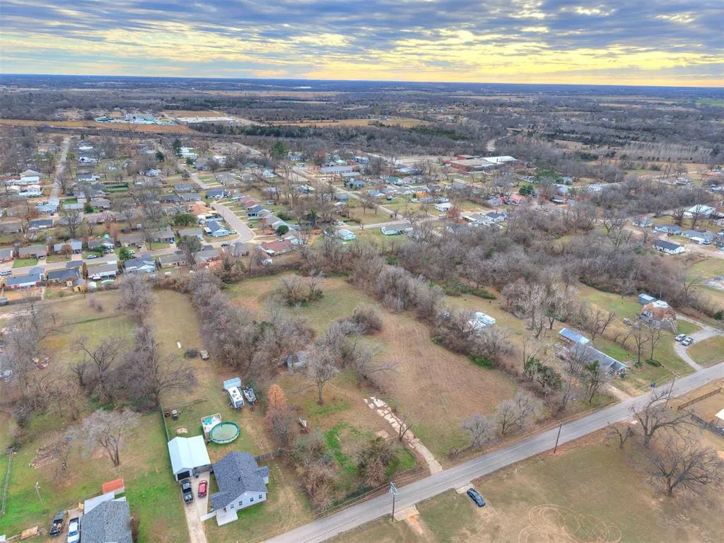 Photo 30 — 727 W Ford Street, Shawnee, OK 74801