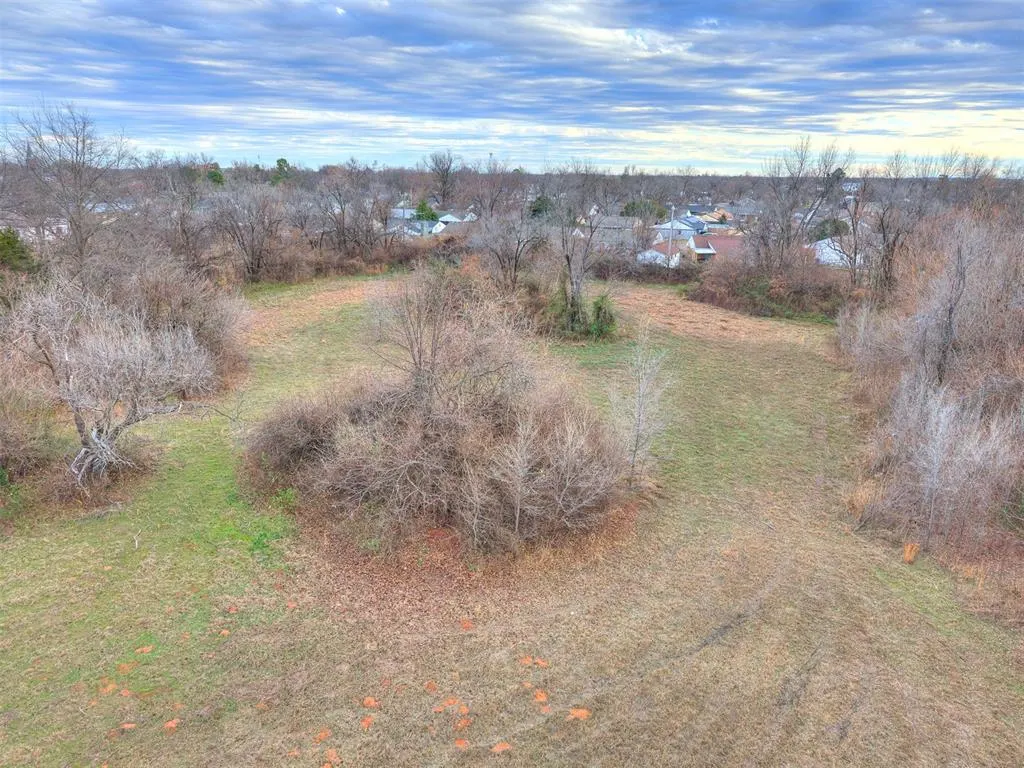 Photo 41 — 727 W Ford Street, Shawnee, OK 74801