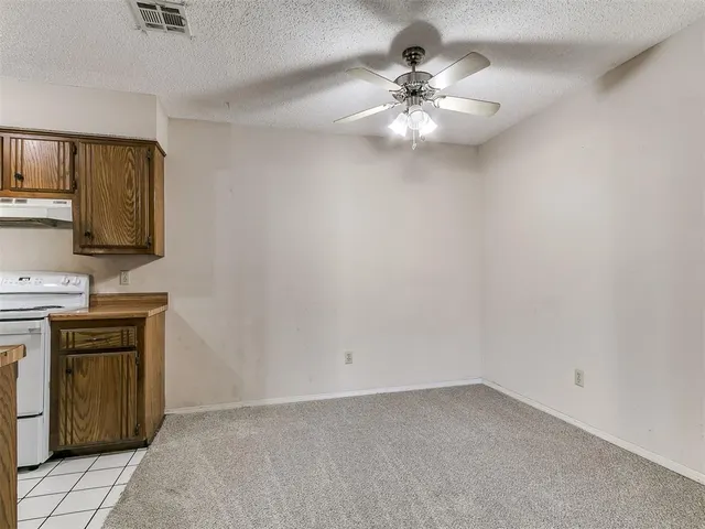 Photo 8 — 1028 Parkview Street, Oklahoma City, OK 73110