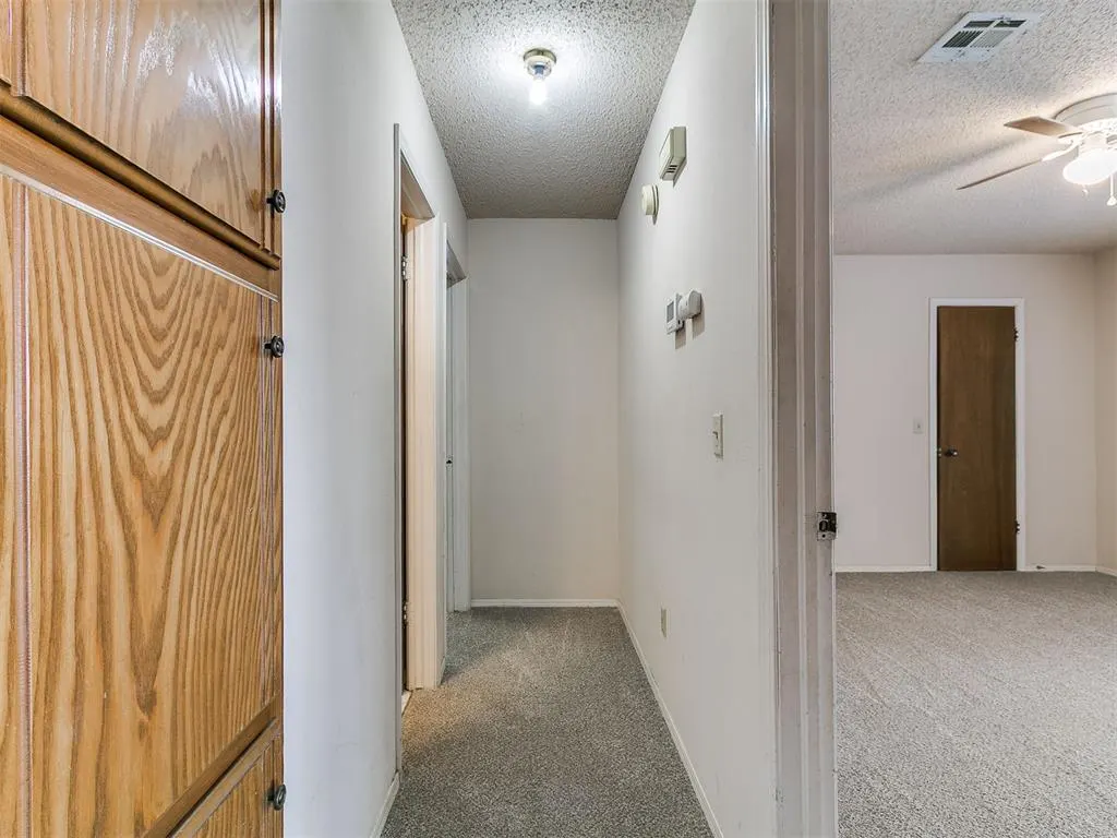 Photo 13 — 1028 Parkview Street, Oklahoma City, OK 73110