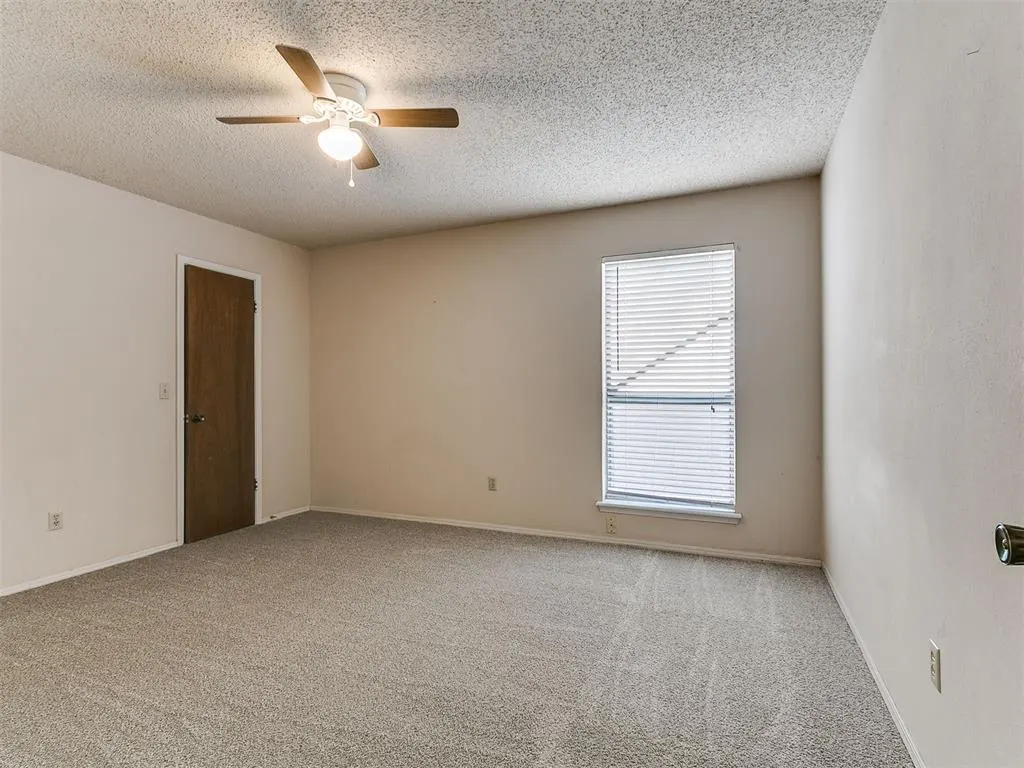 Photo 14 — 1028 Parkview Street, Oklahoma City, OK 73110