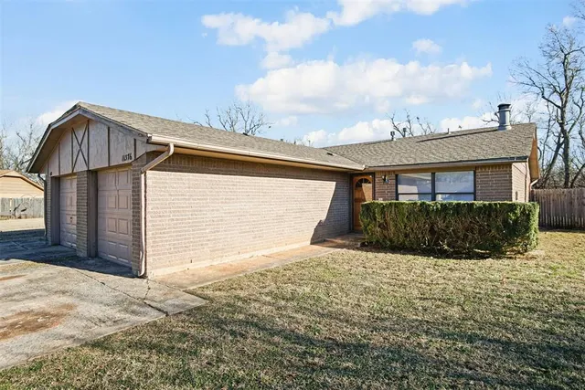 Photo 2 — 11376 N Glade Avenue, Oklahoma City, OK 73162