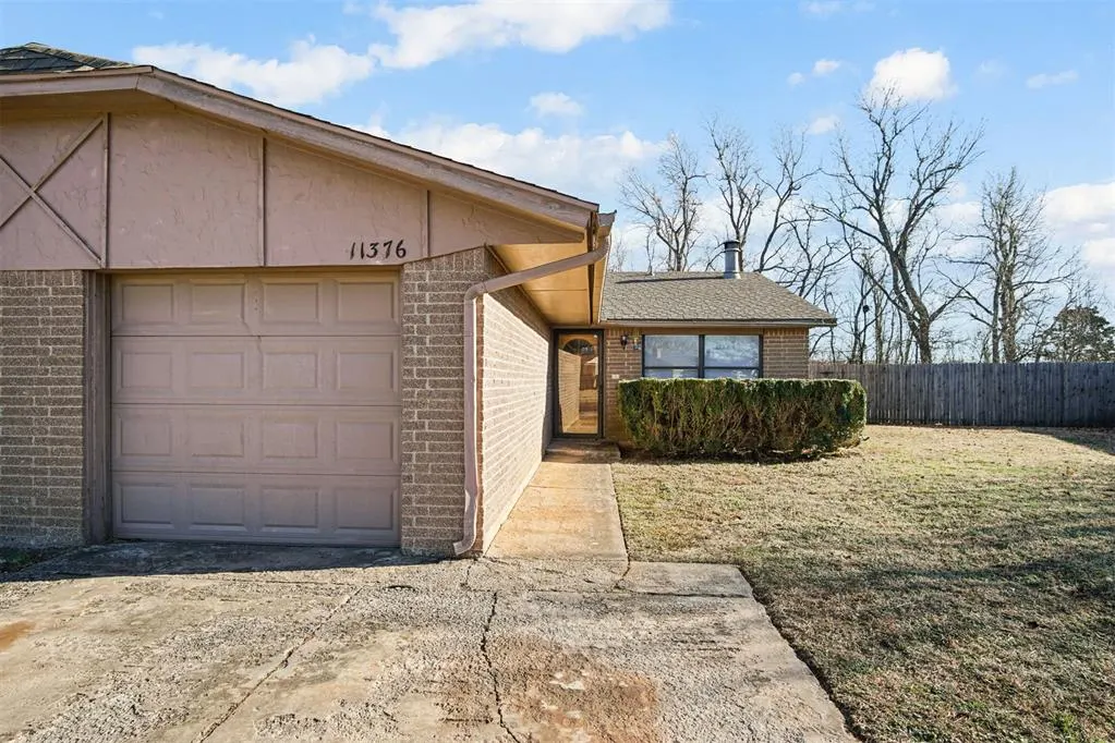 Photo 3 — 11376 N Glade Avenue, Oklahoma City, OK 73162