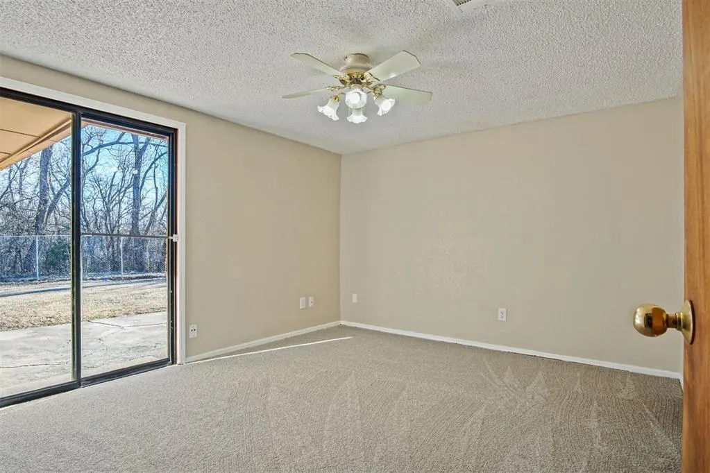 Photo 16 — 11376 N Glade Avenue, Oklahoma City, OK 73162
