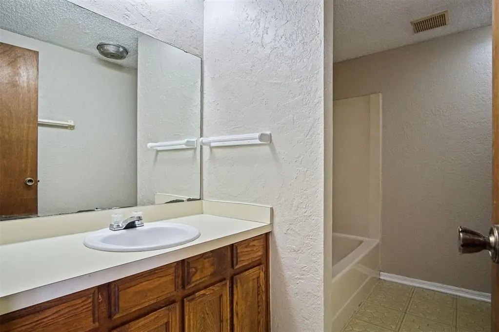 Photo 21 — 11376 N Glade Avenue, Oklahoma City, OK 73162