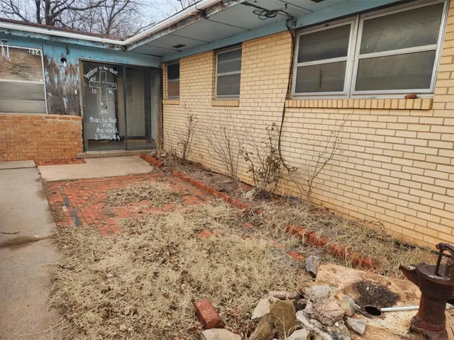 Photo 4 — 214 Pawnee Road, Burns Flat, OK 73624