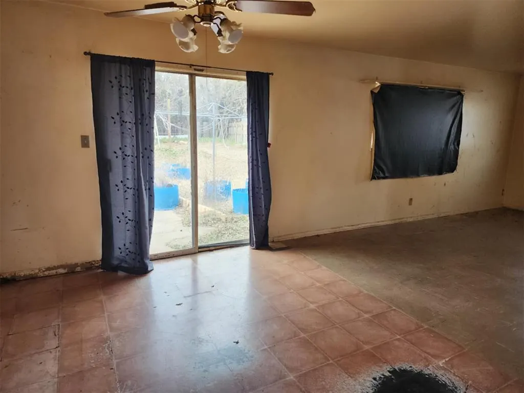 Photo 23 — 214 Pawnee Road, Burns Flat, OK 73624