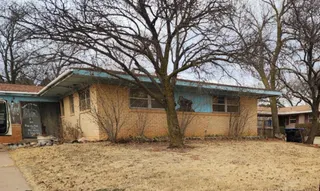 Sold home at 214 Pawnee Road