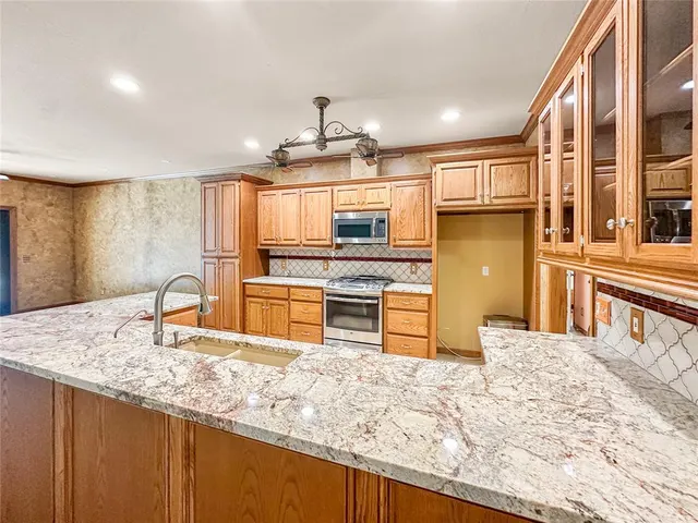 Photo 5 — 1260 Penny Lane, El Reno, OK 73036