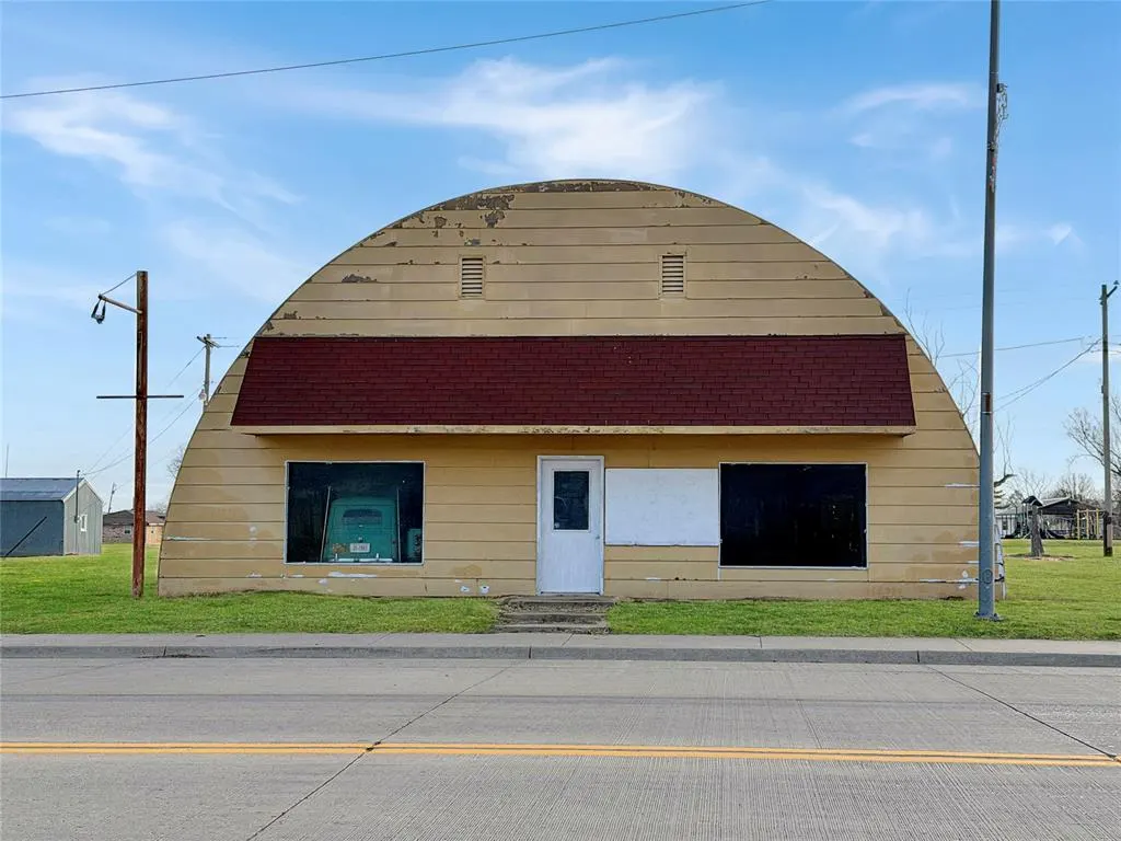 Front exterior — 212 N Broadway Street, Taloga, OK 73667
