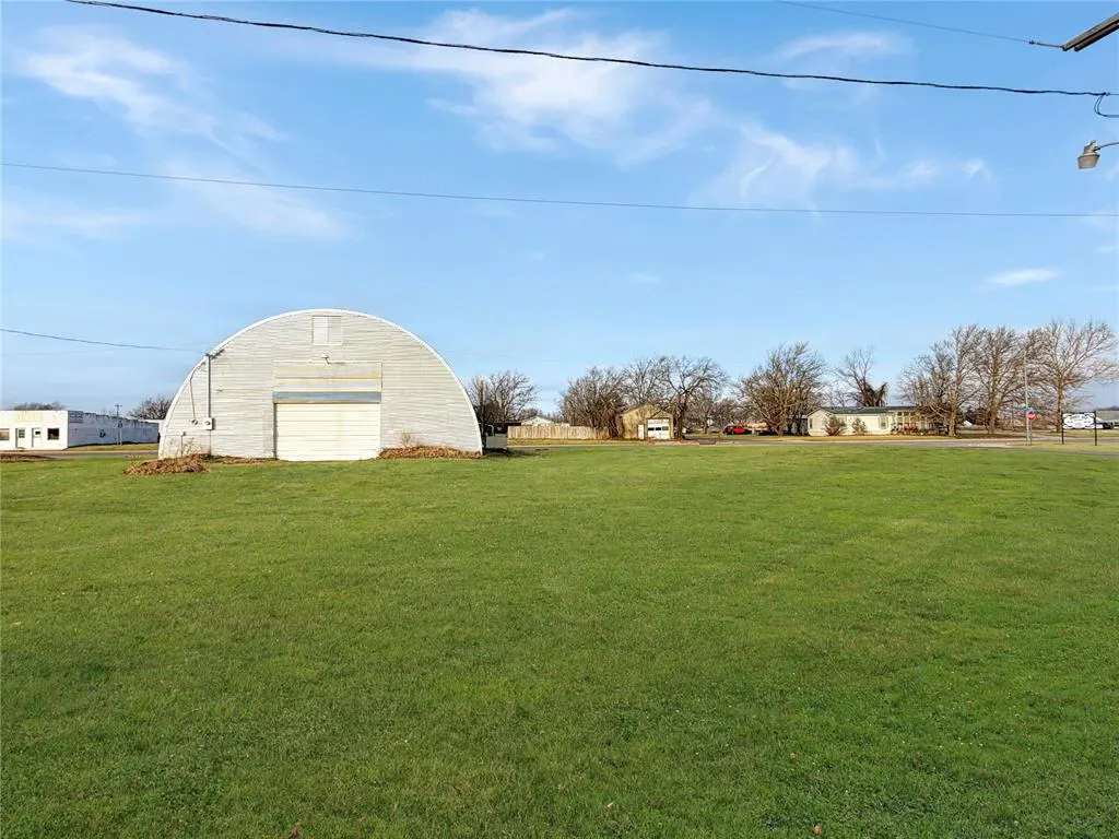 Photo 5 — 212 N Broadway Street, Taloga, OK 73667
