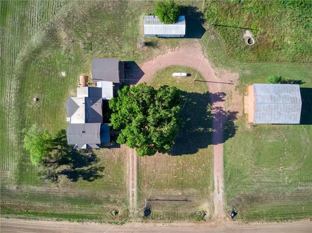 Photo 4 — 21406 COUNTY RD 1720 Road, Tipton, OK 73570