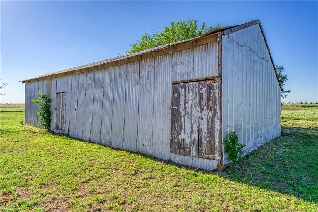 Photo 43 — 21406 COUNTY RD 1720 Road, Tipton, OK 73570