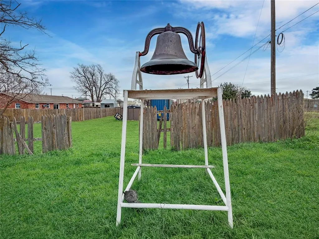 Photo 4 — 104 S Wesley Street, Taloga, OK 73667